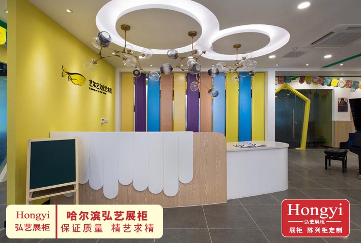 哈爾濱定做烤漆接待臺(tái)的廠家